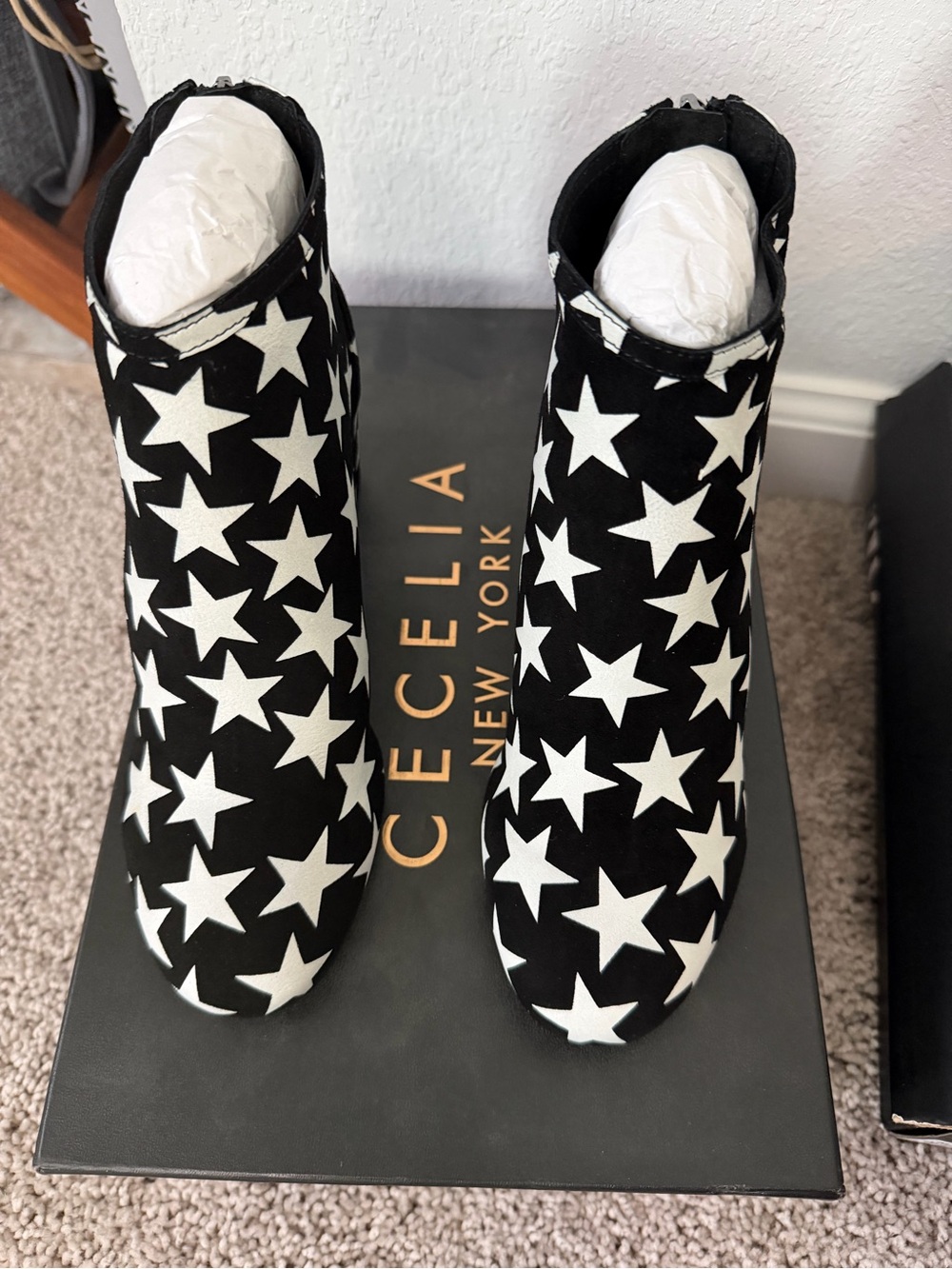 CECELIA NEW YORK Black and White Star-Print Ankle Booties